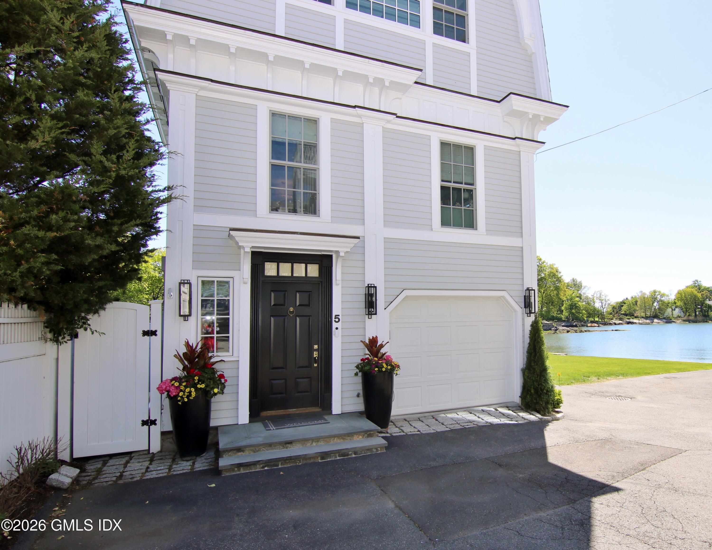 633 Steamboat Road Unit #5