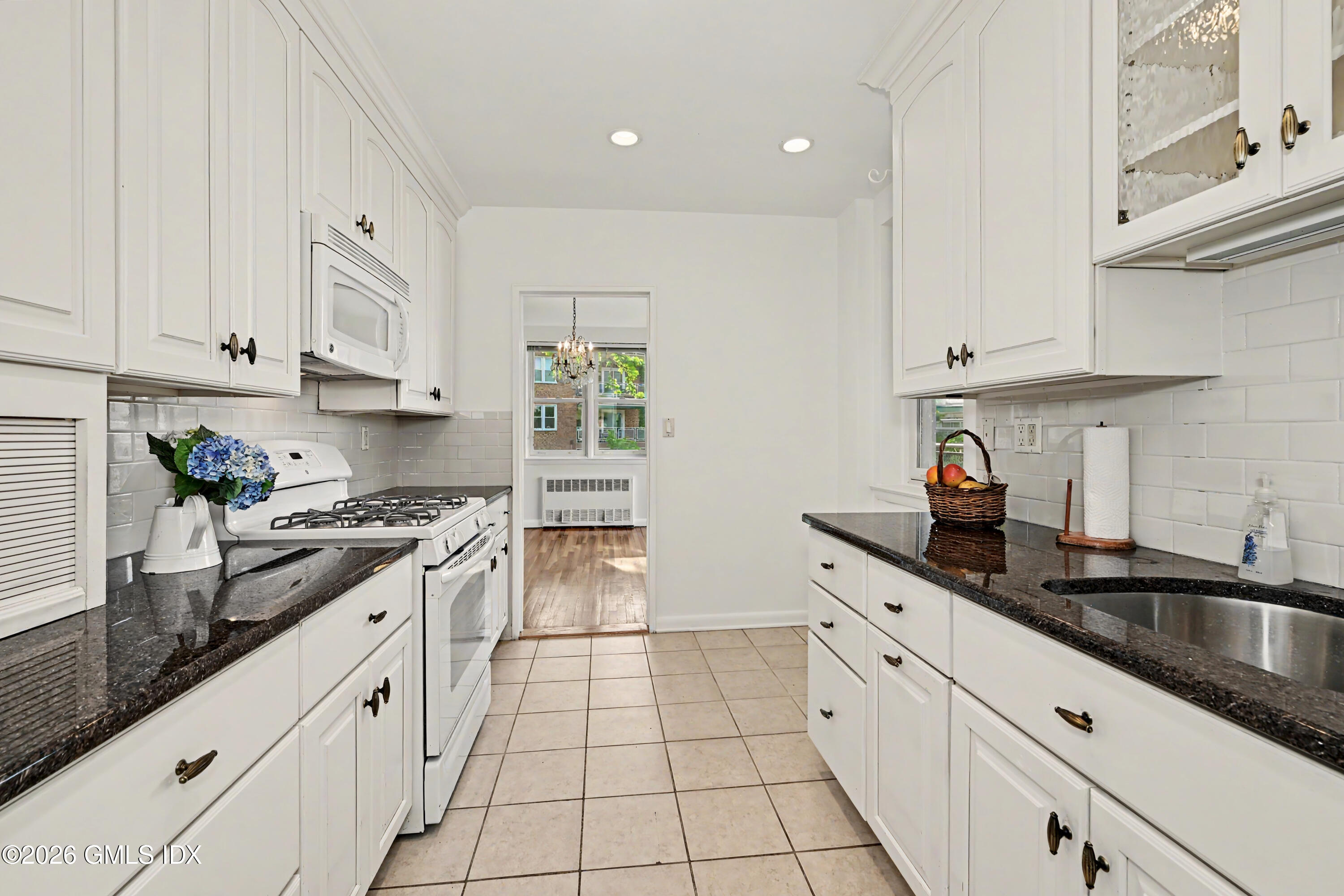 1 Putnam Court 3C