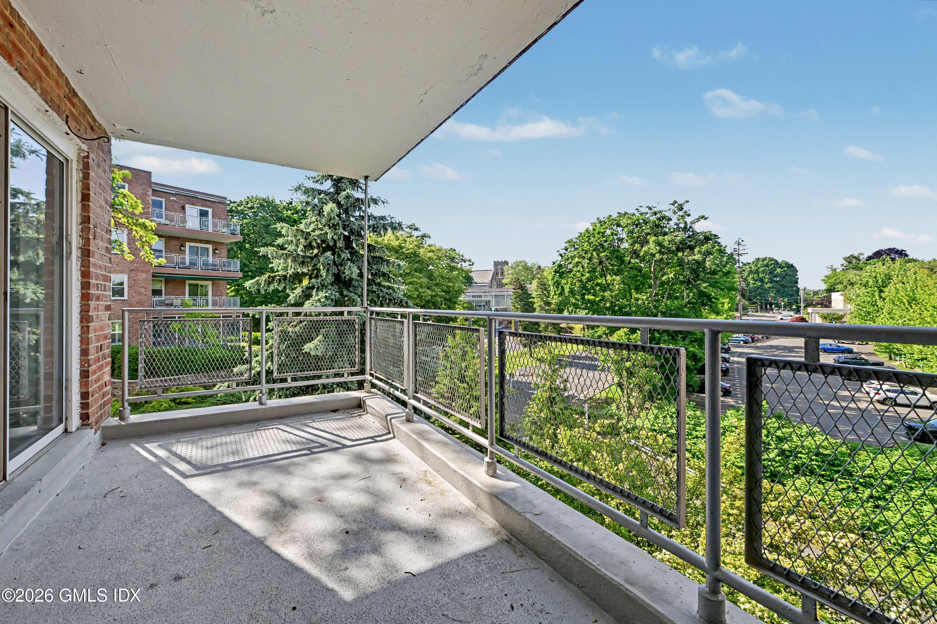 1 Putnam Court 3C