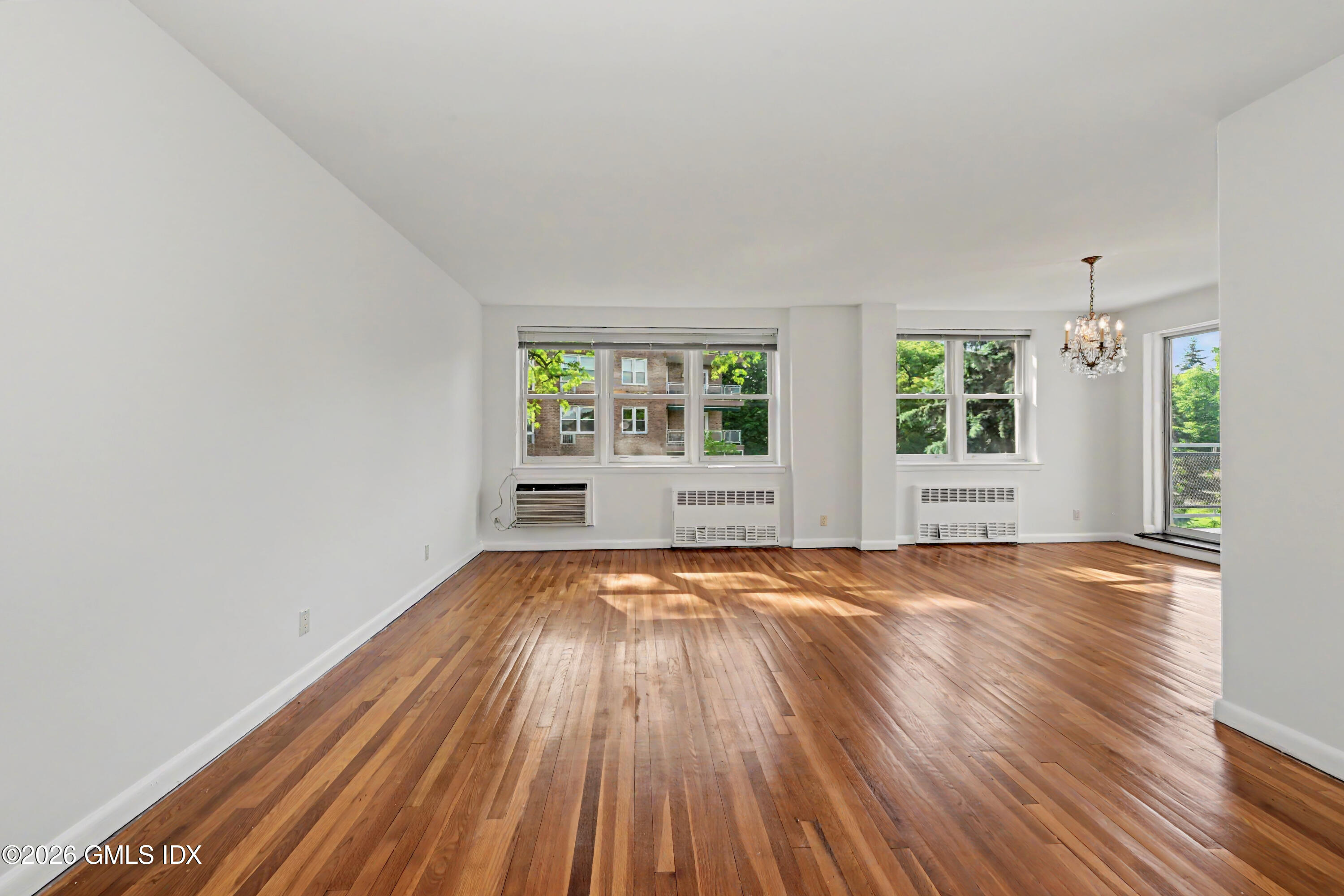 1 Putnam Court 3C
