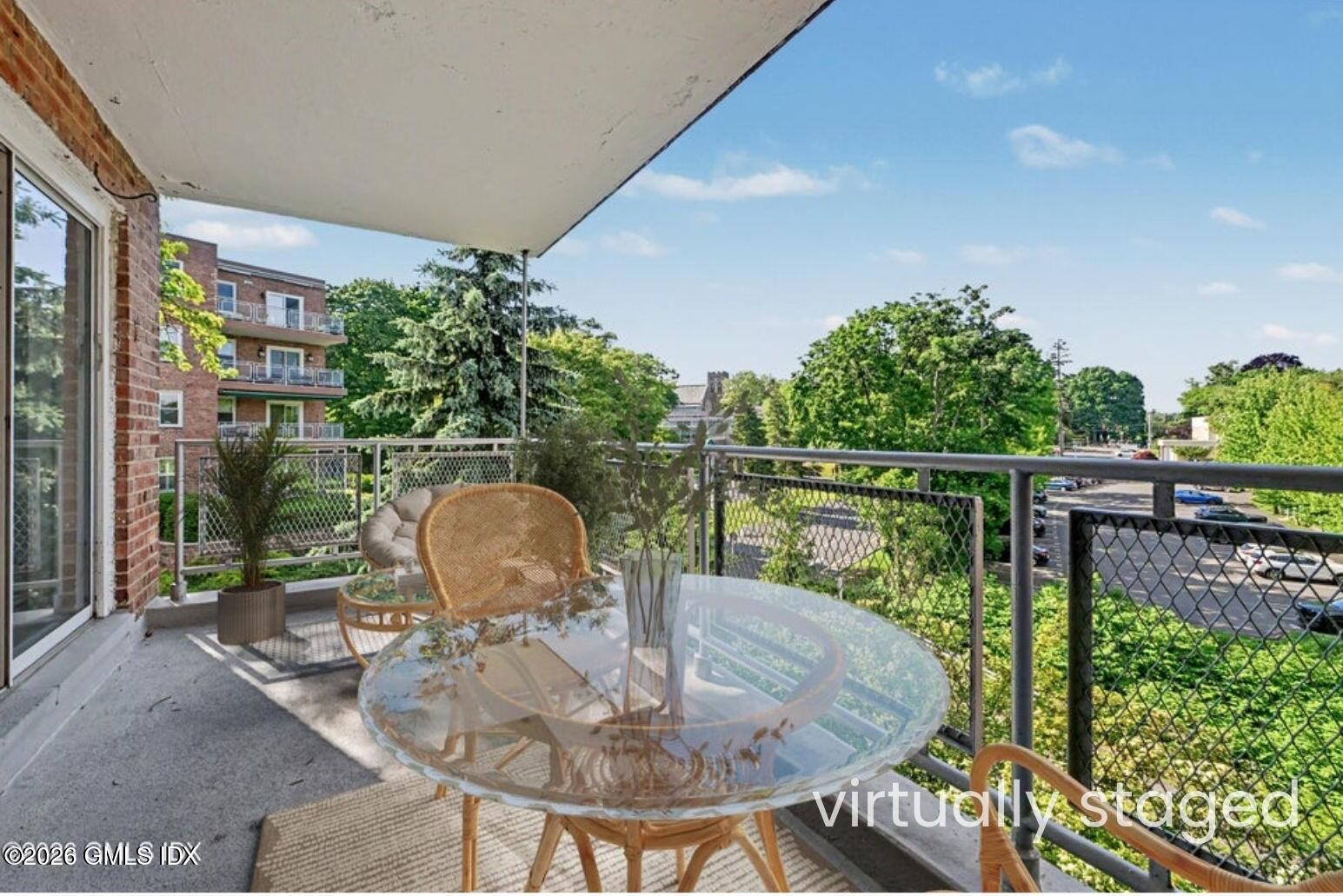 1 Putnam Court 3C