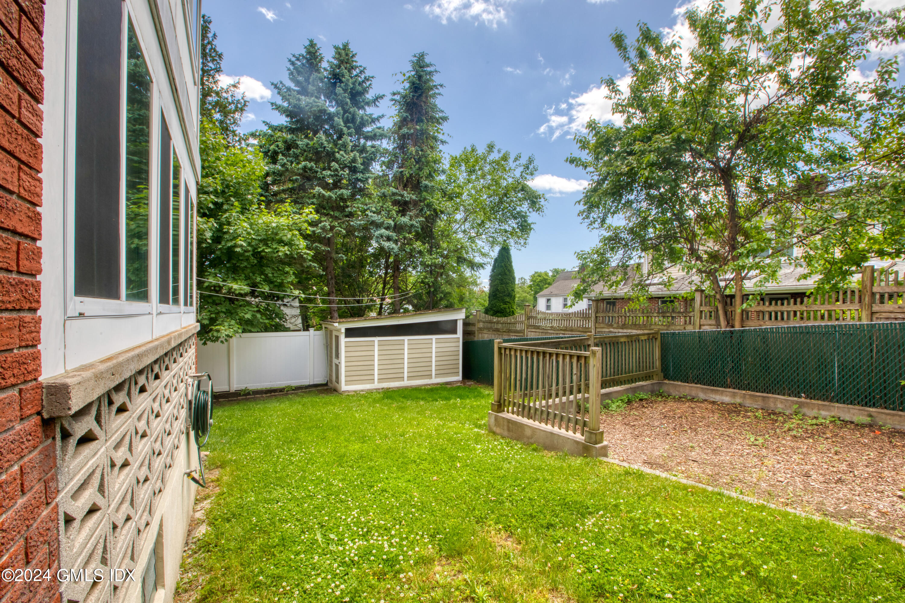 8 Ridge Place 1