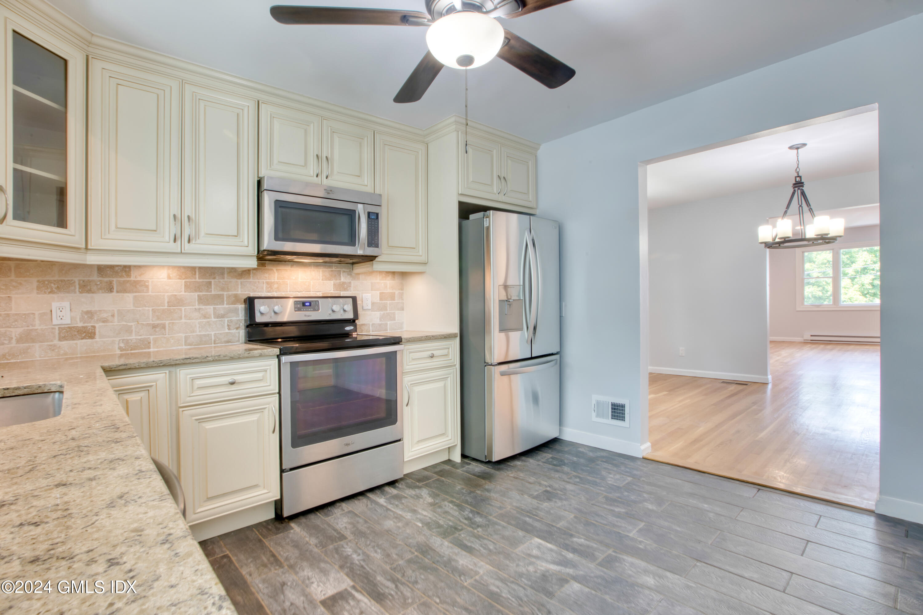 8 Ridge Place 1