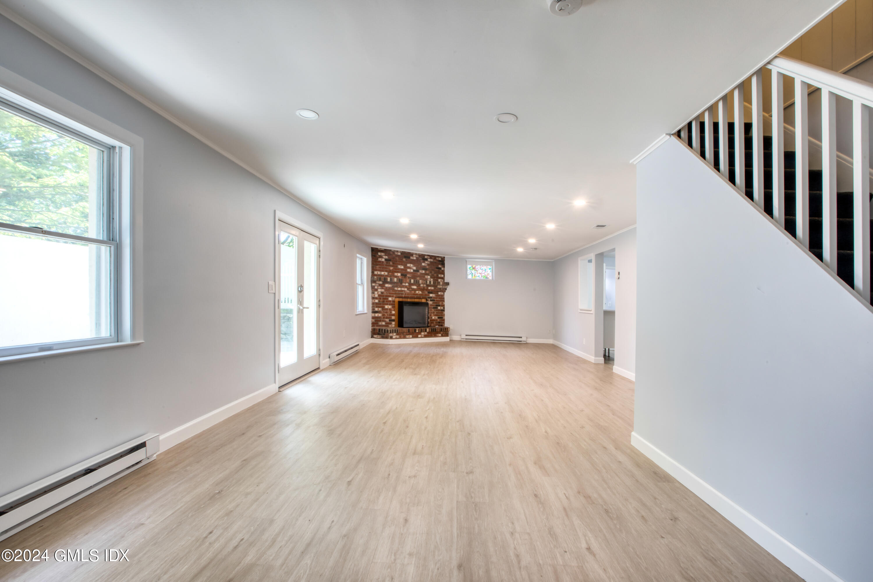 8 Ridge Place 1
