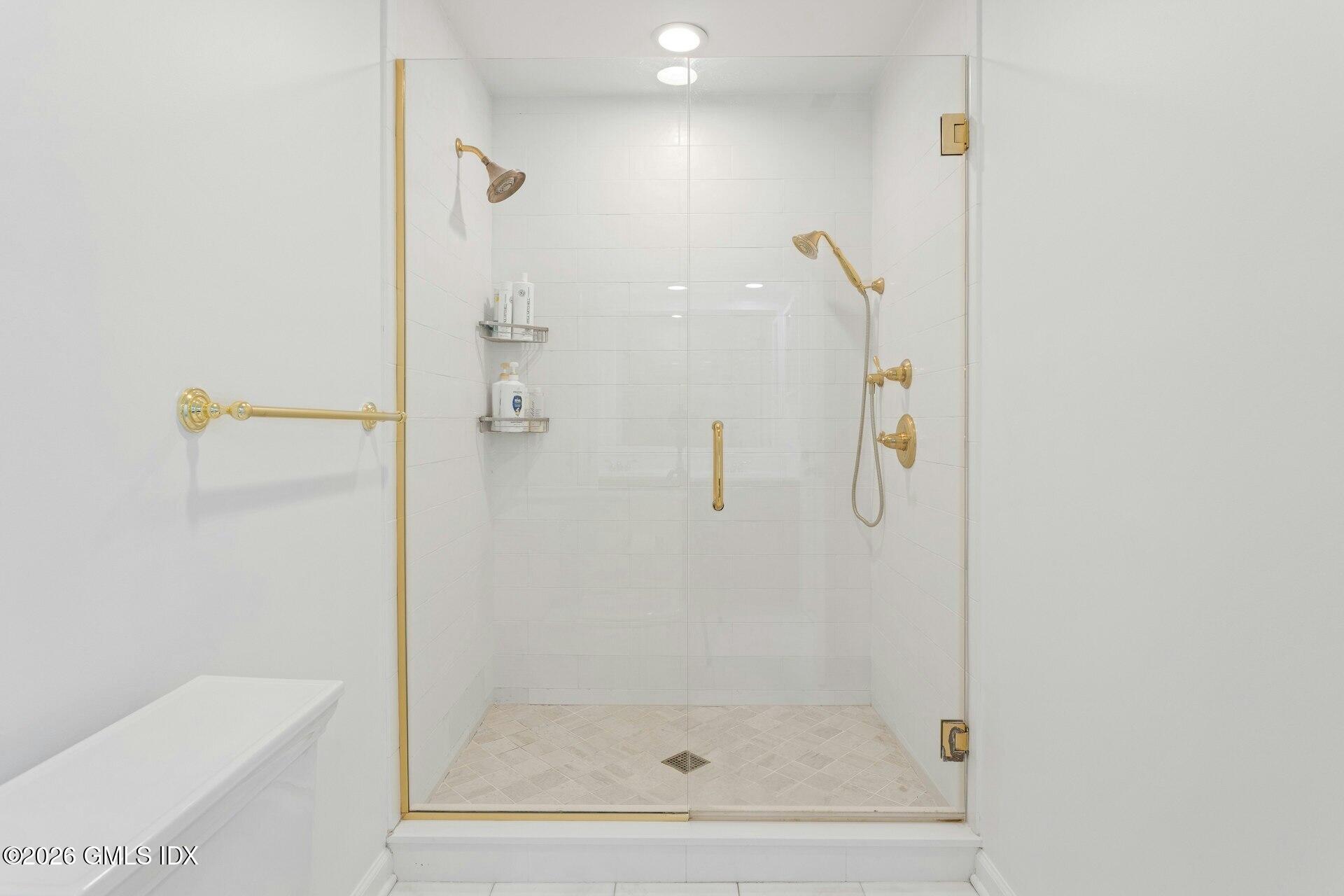 527 W Lyon Farm Drive UNIT 527