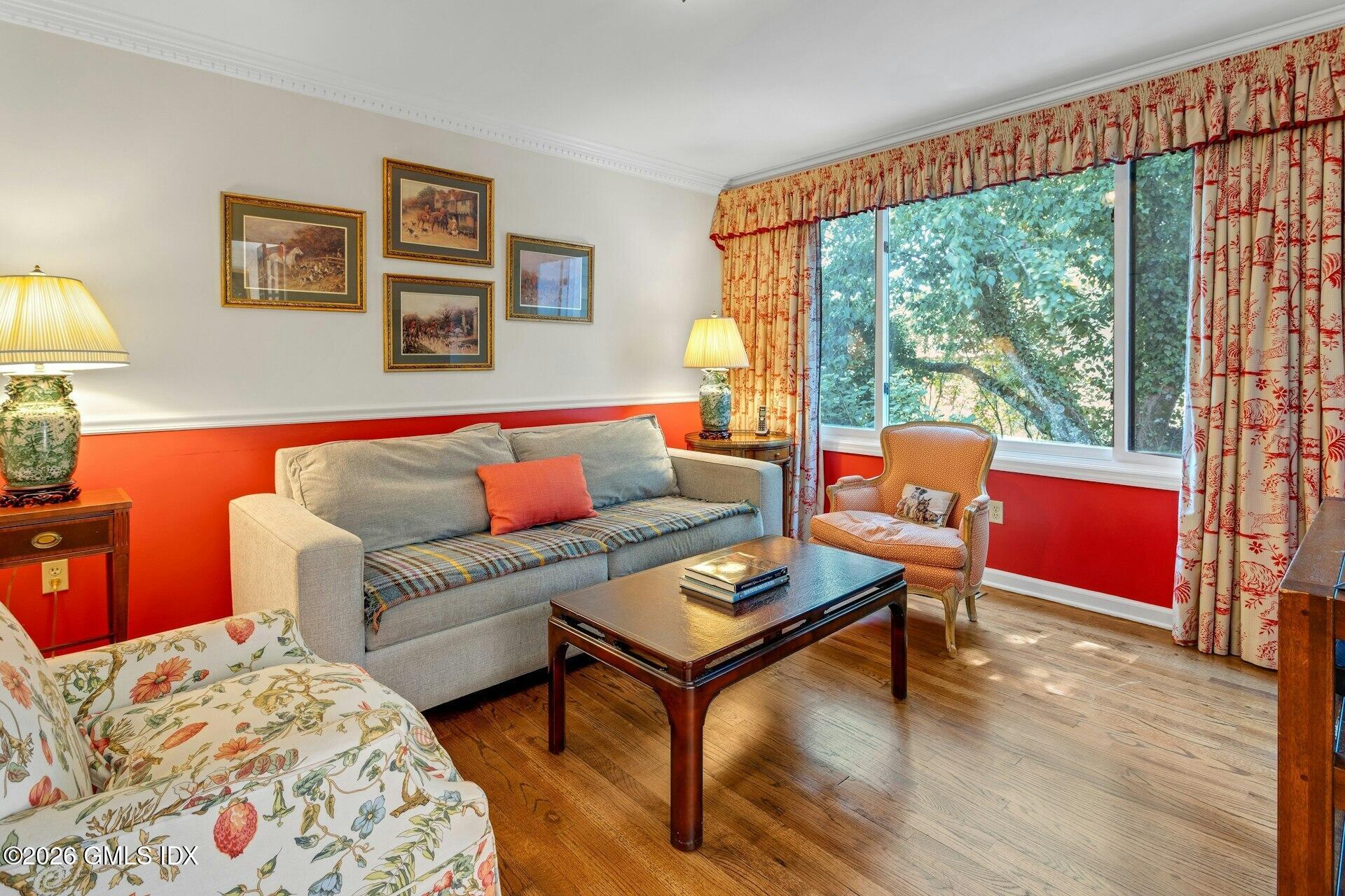 527 W Lyon Farm Drive UNIT 527