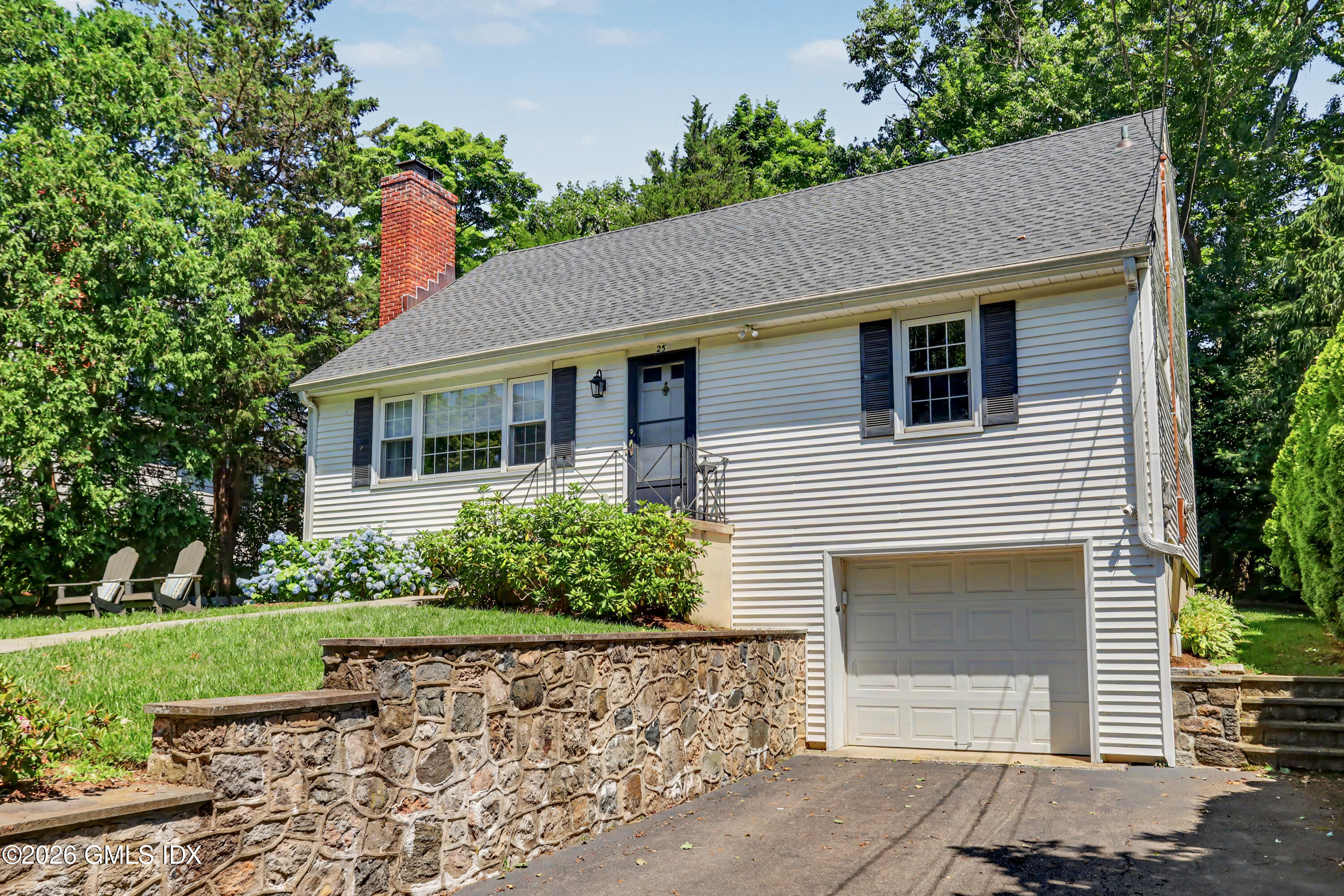 25 Westview Place