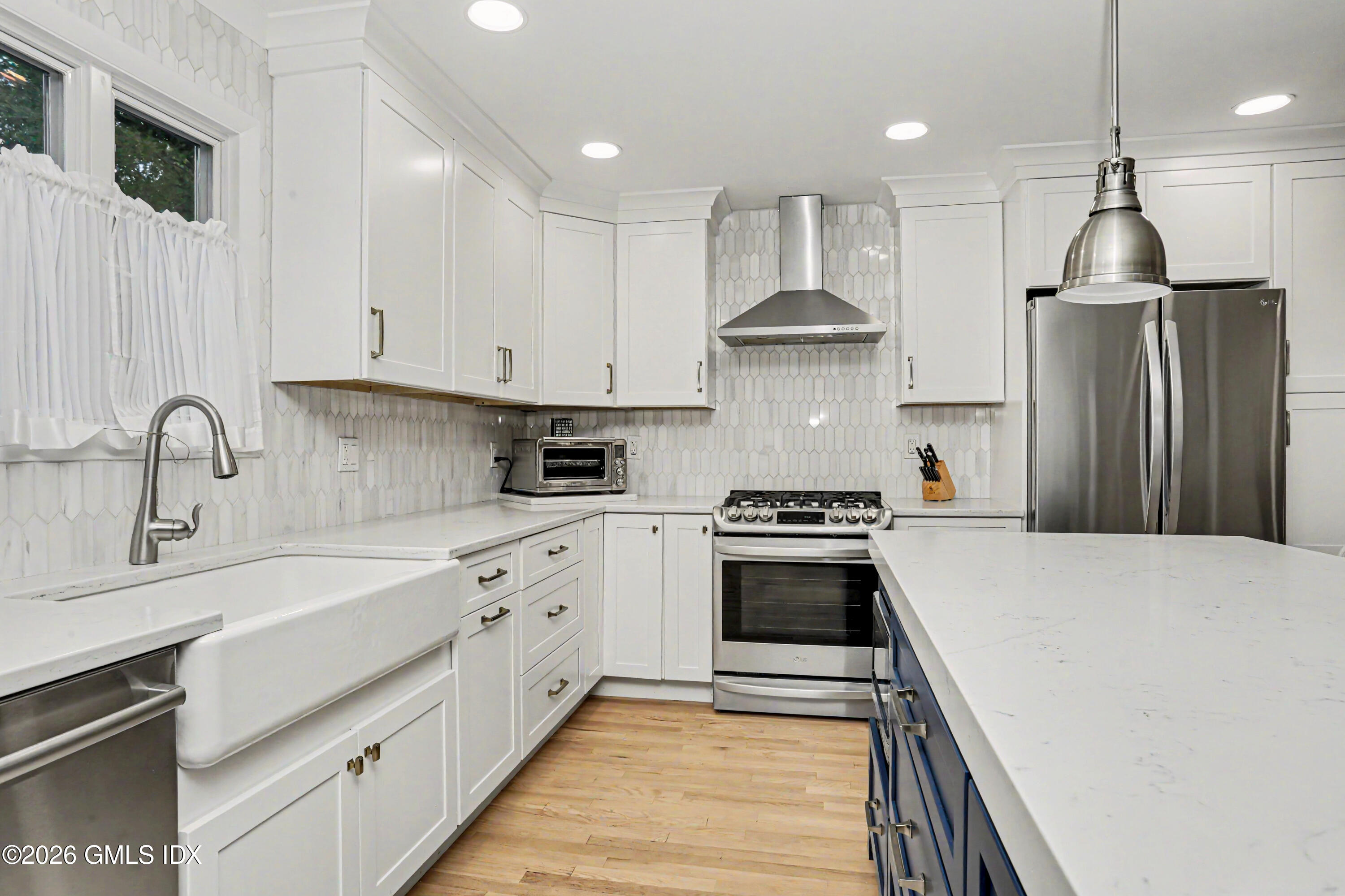 25 Westview Place