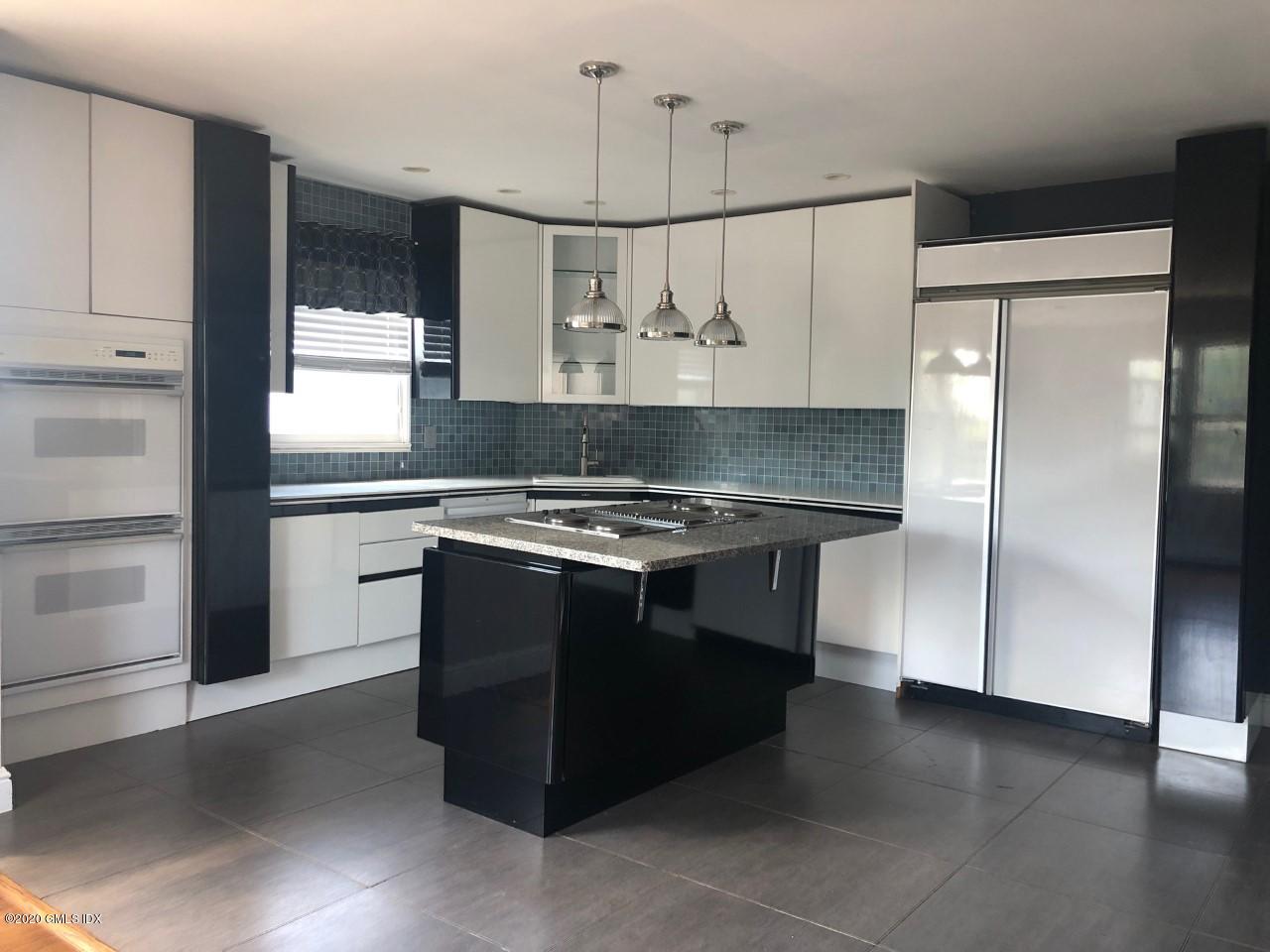34 Pemberwick Road Unit 2