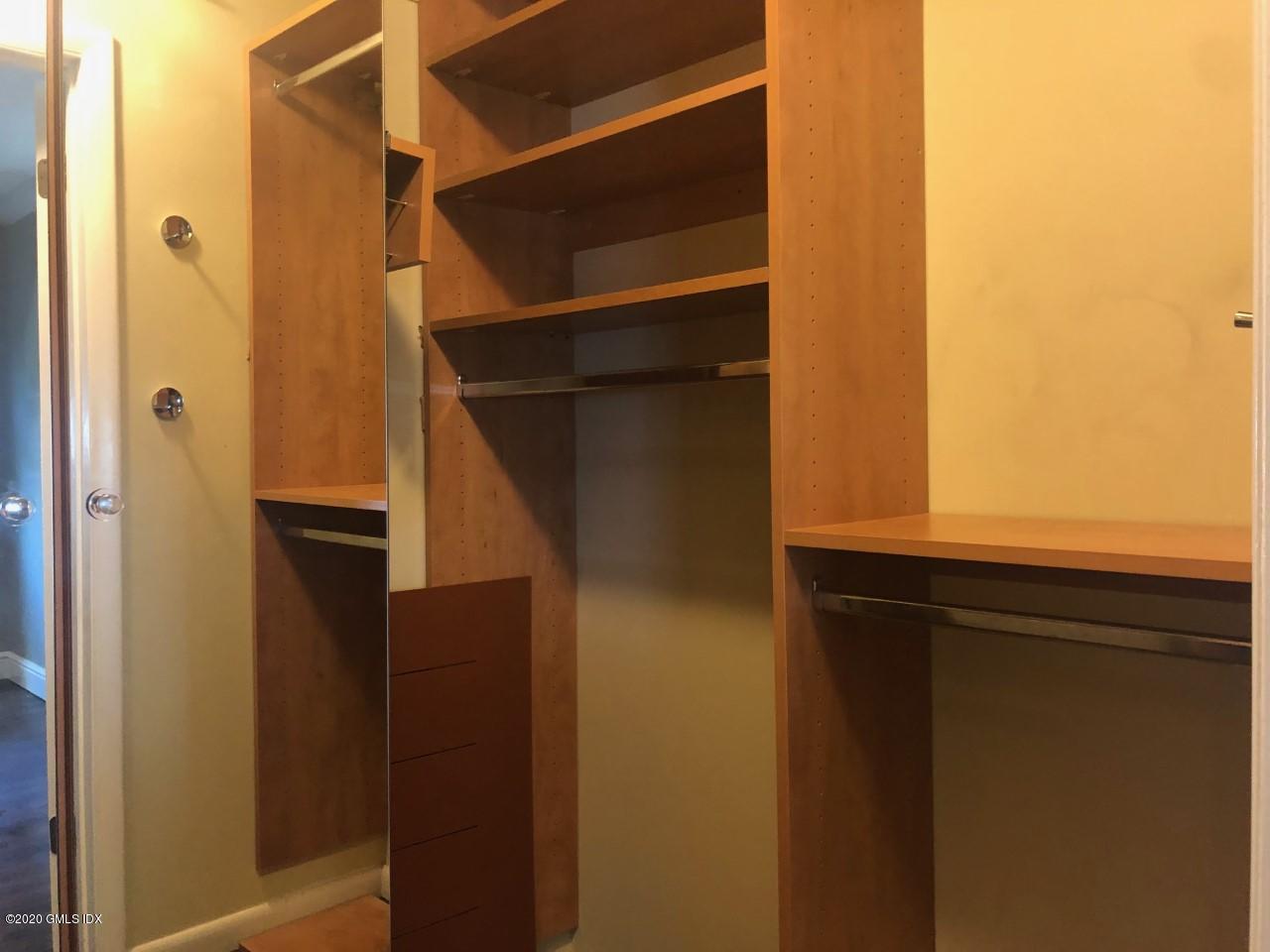 34 Pemberwick Road Unit 2