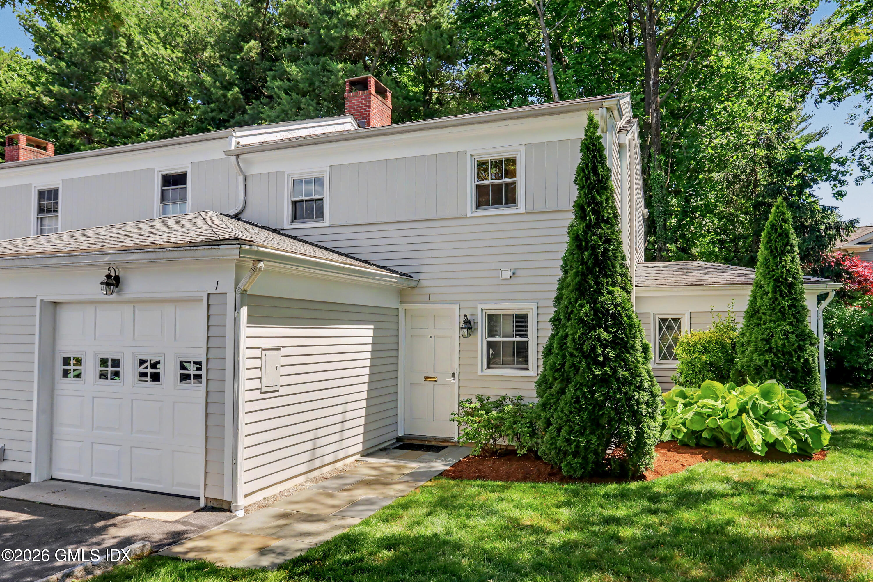 15 Le Grande Avenue unit 1