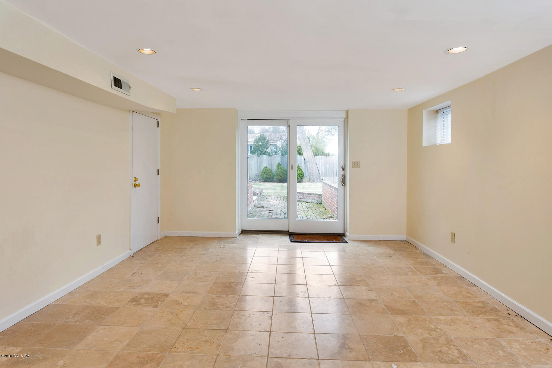 32 Highview Avenue