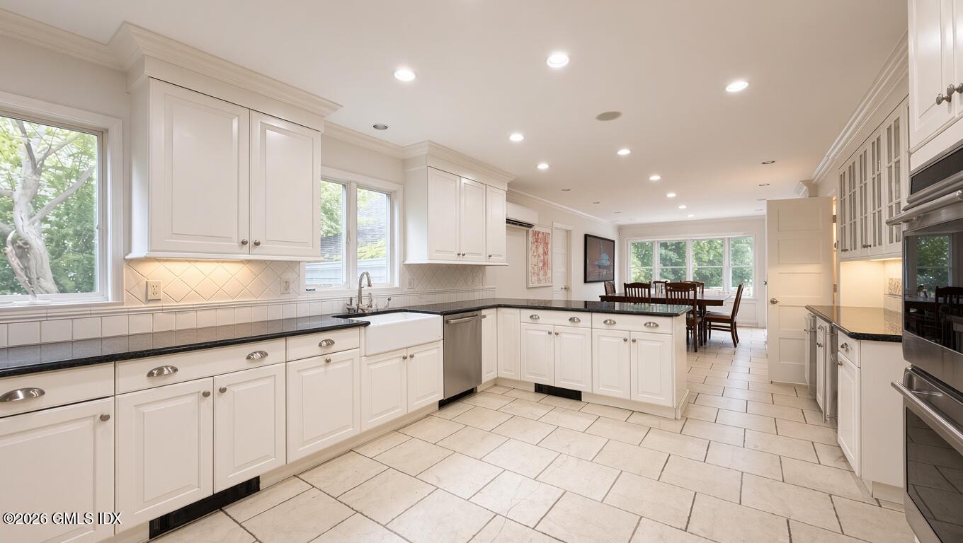 14 Highview Avenue