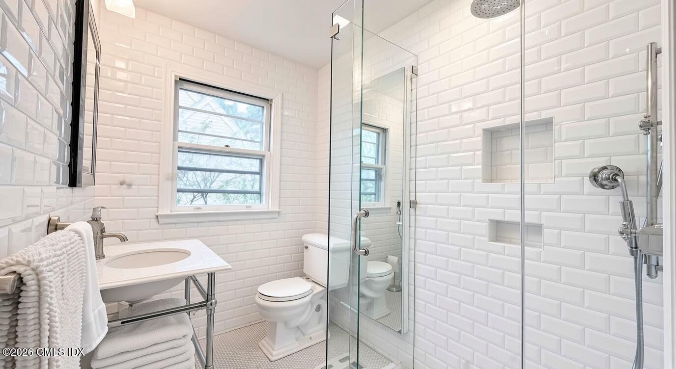 14 Highview Avenue