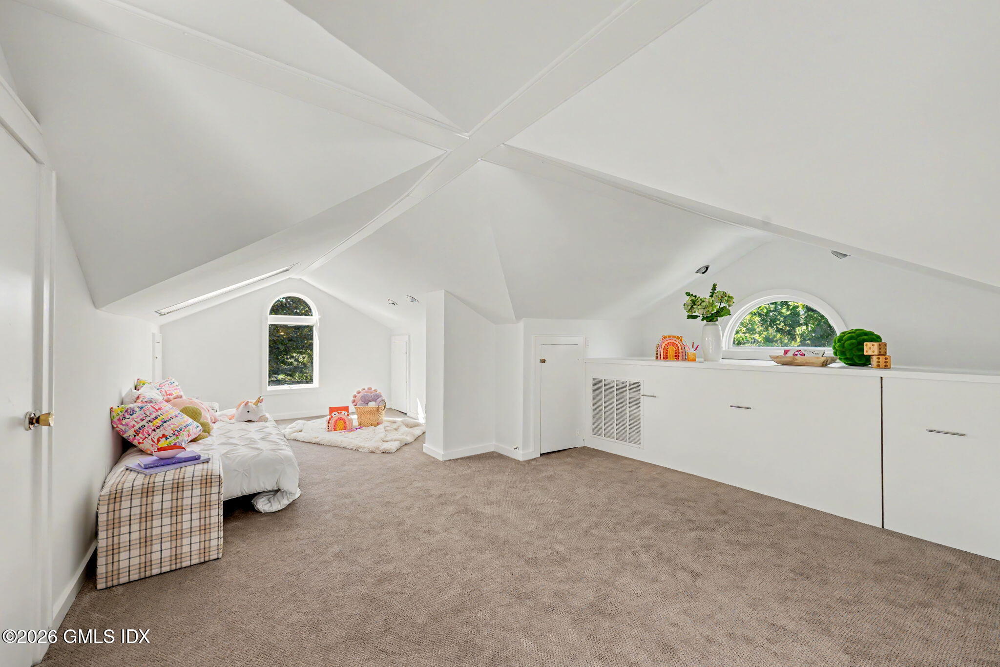 15 Shorelands Place
