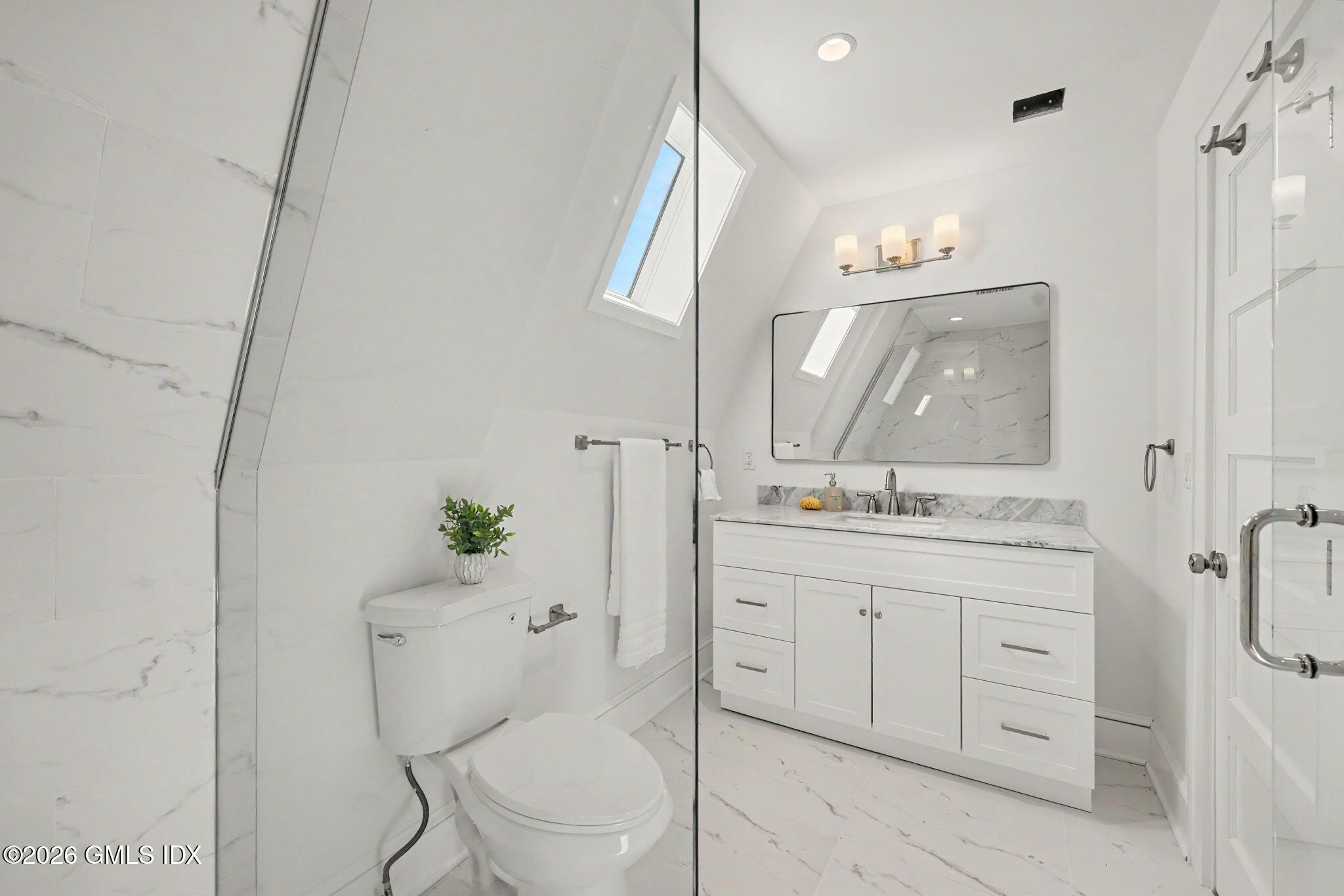 15 Shorelands Place