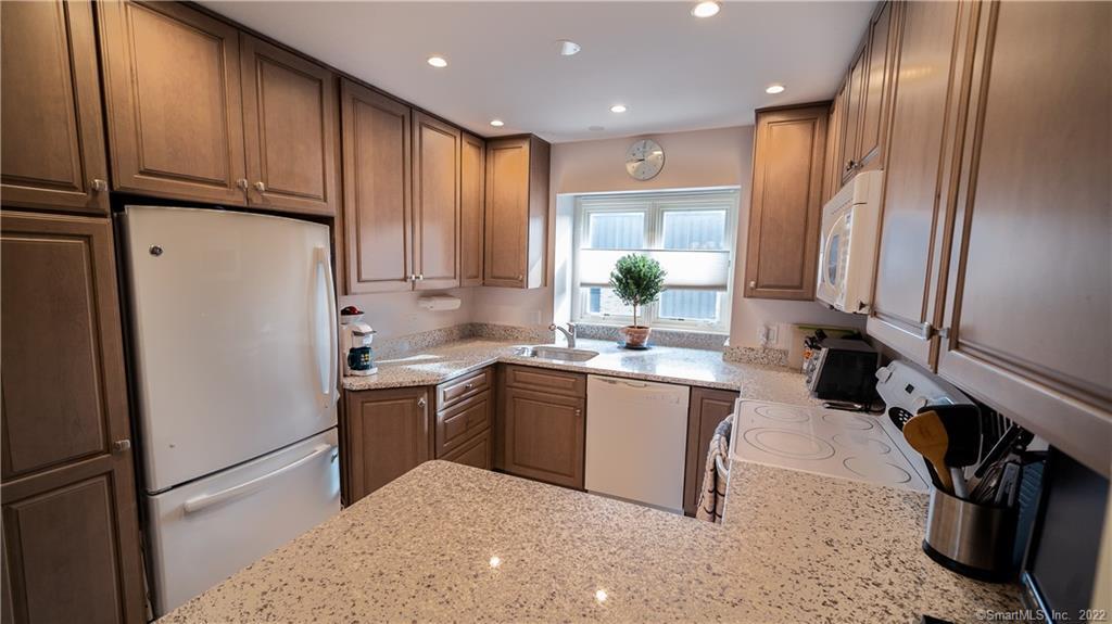 52 Sherwood Place Unit: 1