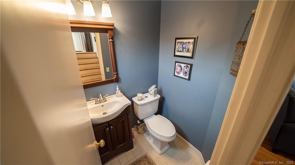 52 Sherwood Place Unit: 1