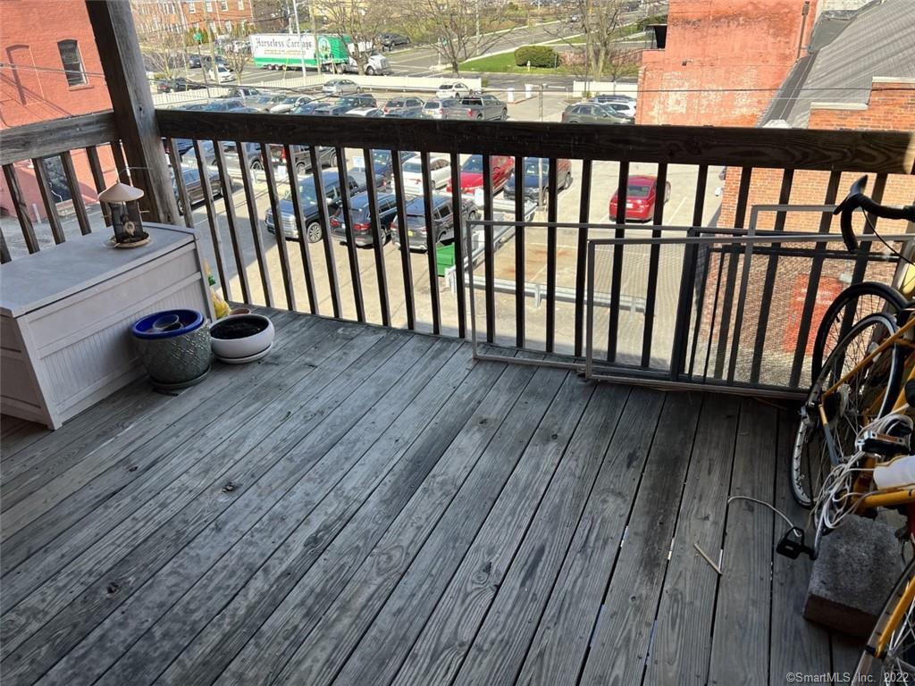 335 Greenwich Avenue Unit: 4