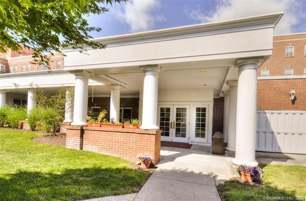59 Courtland Avenue Unit: 1U