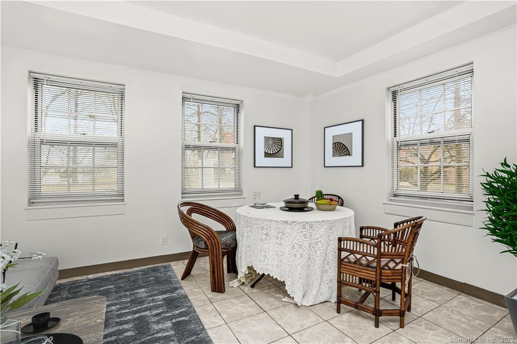 59 Courtland Avenue Unit: 1U
