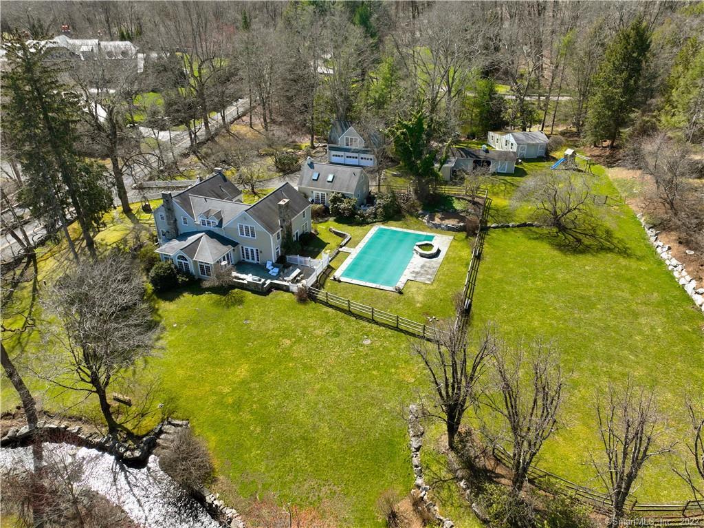 17 Sherwood Avenue