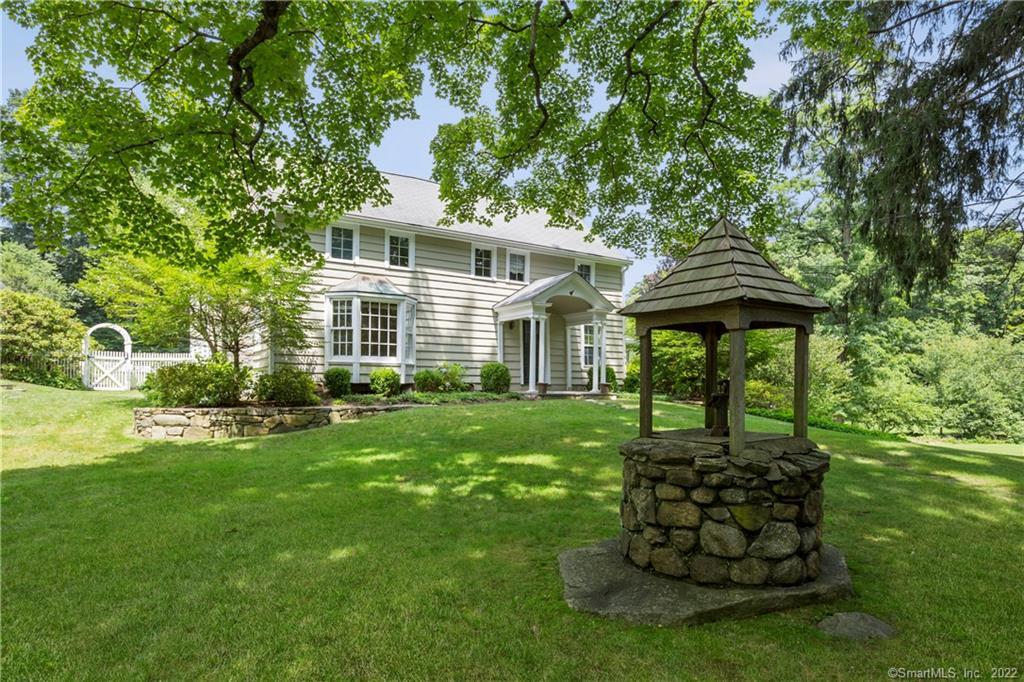 17 Sherwood Avenue