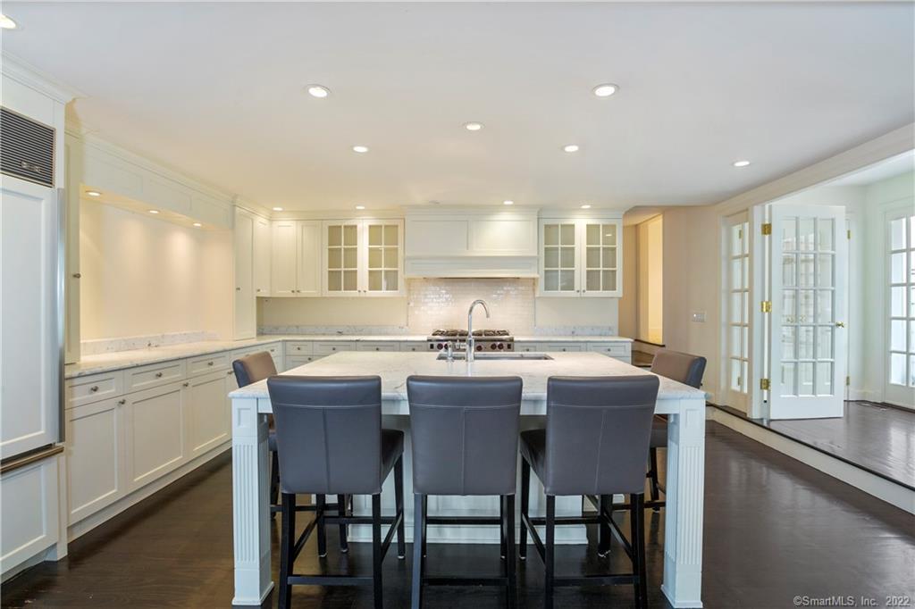 17 Sherwood Avenue