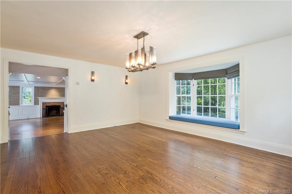 17 Sherwood Avenue