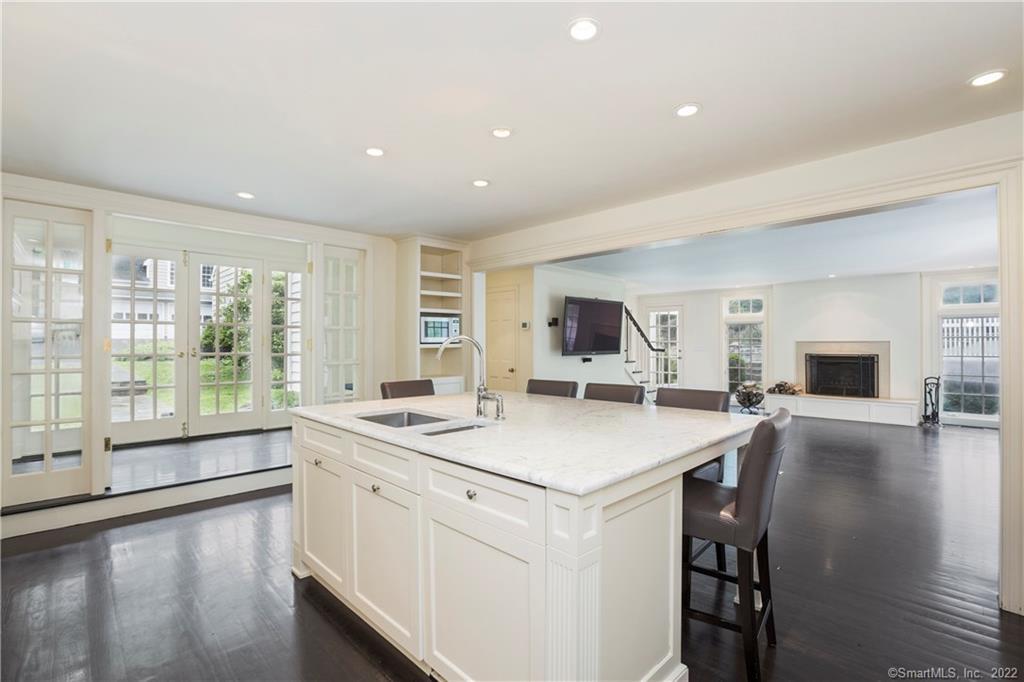 17 Sherwood Avenue