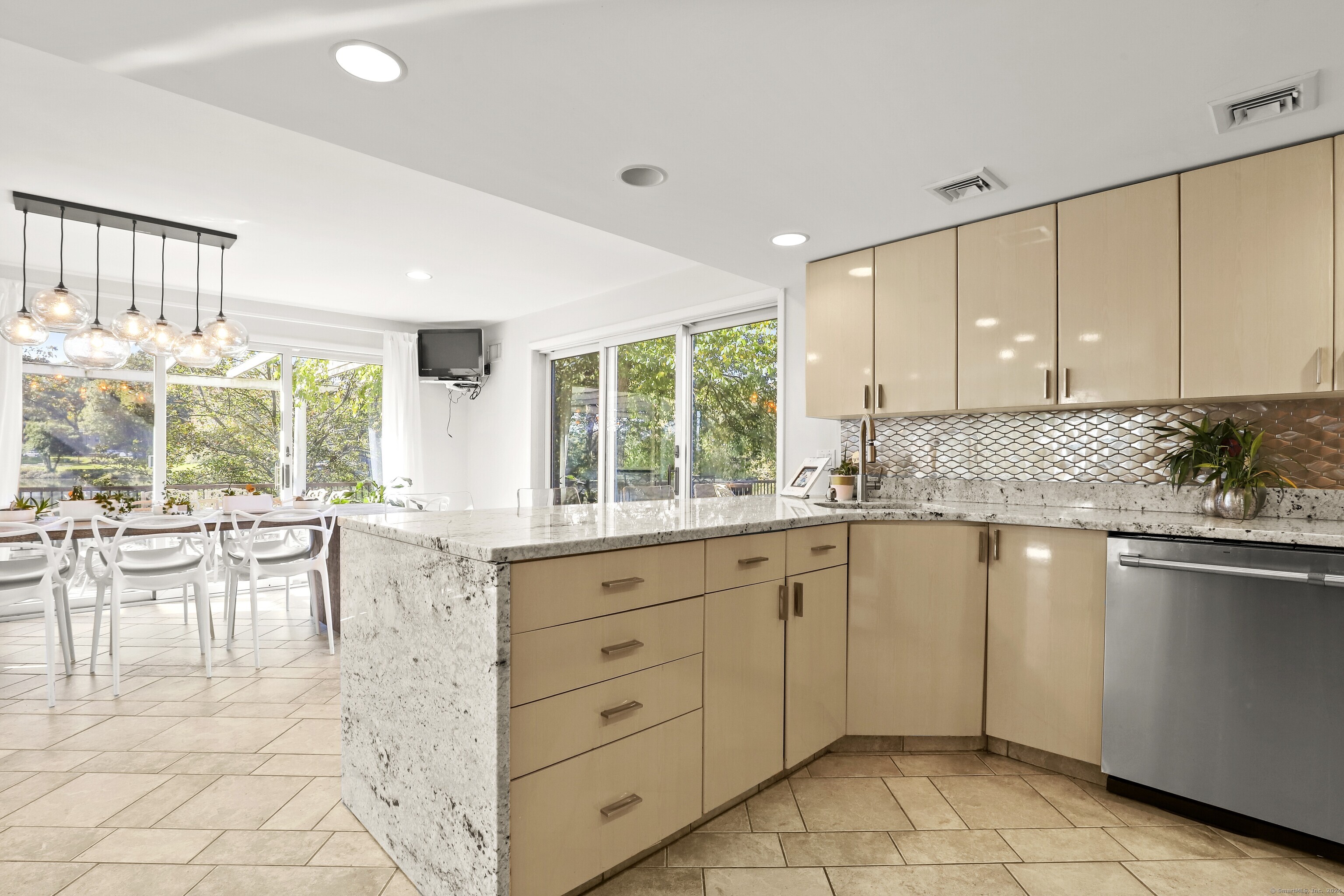 56 Lakeshore Drive