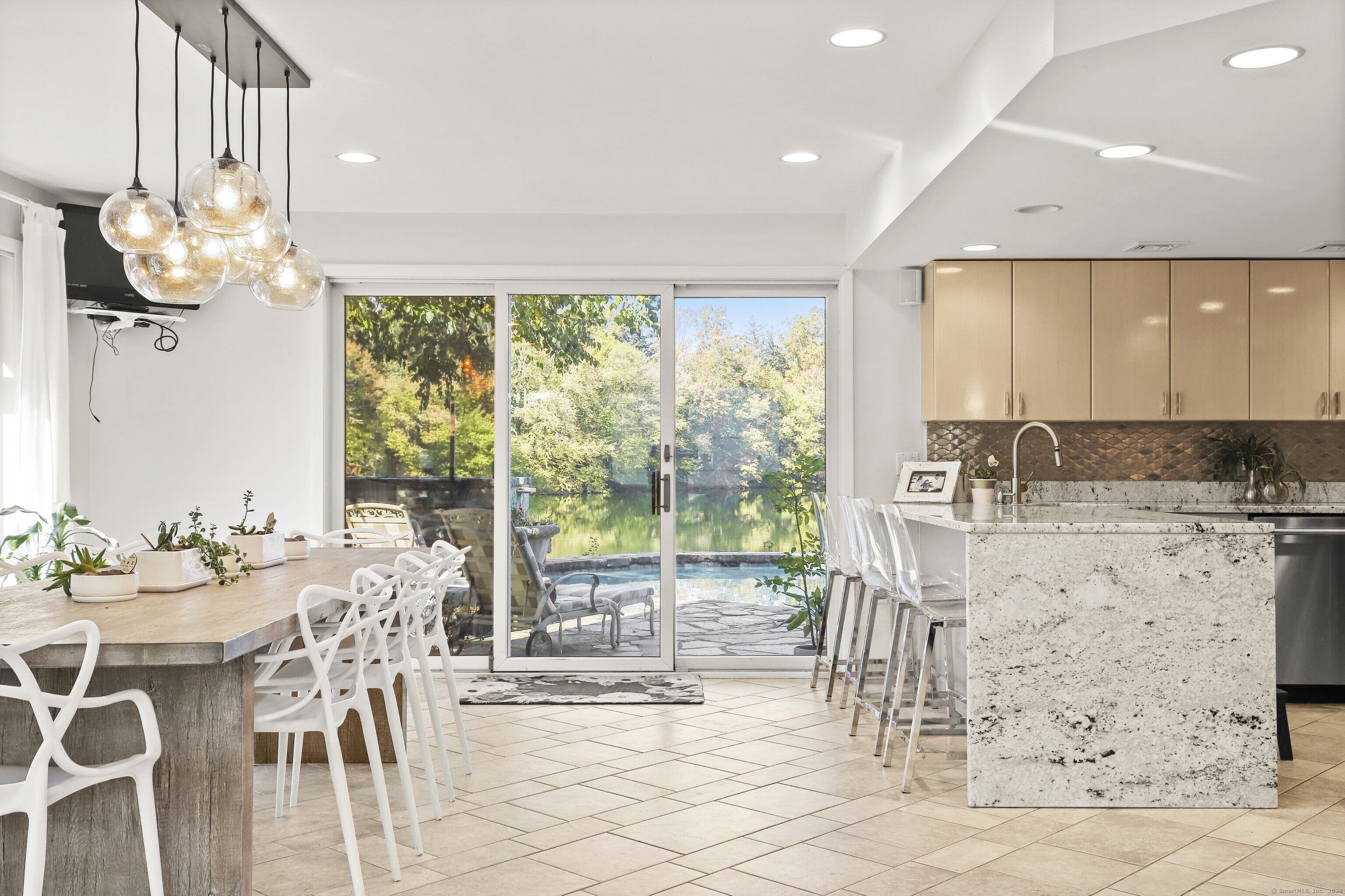 56 Lakeshore Drive