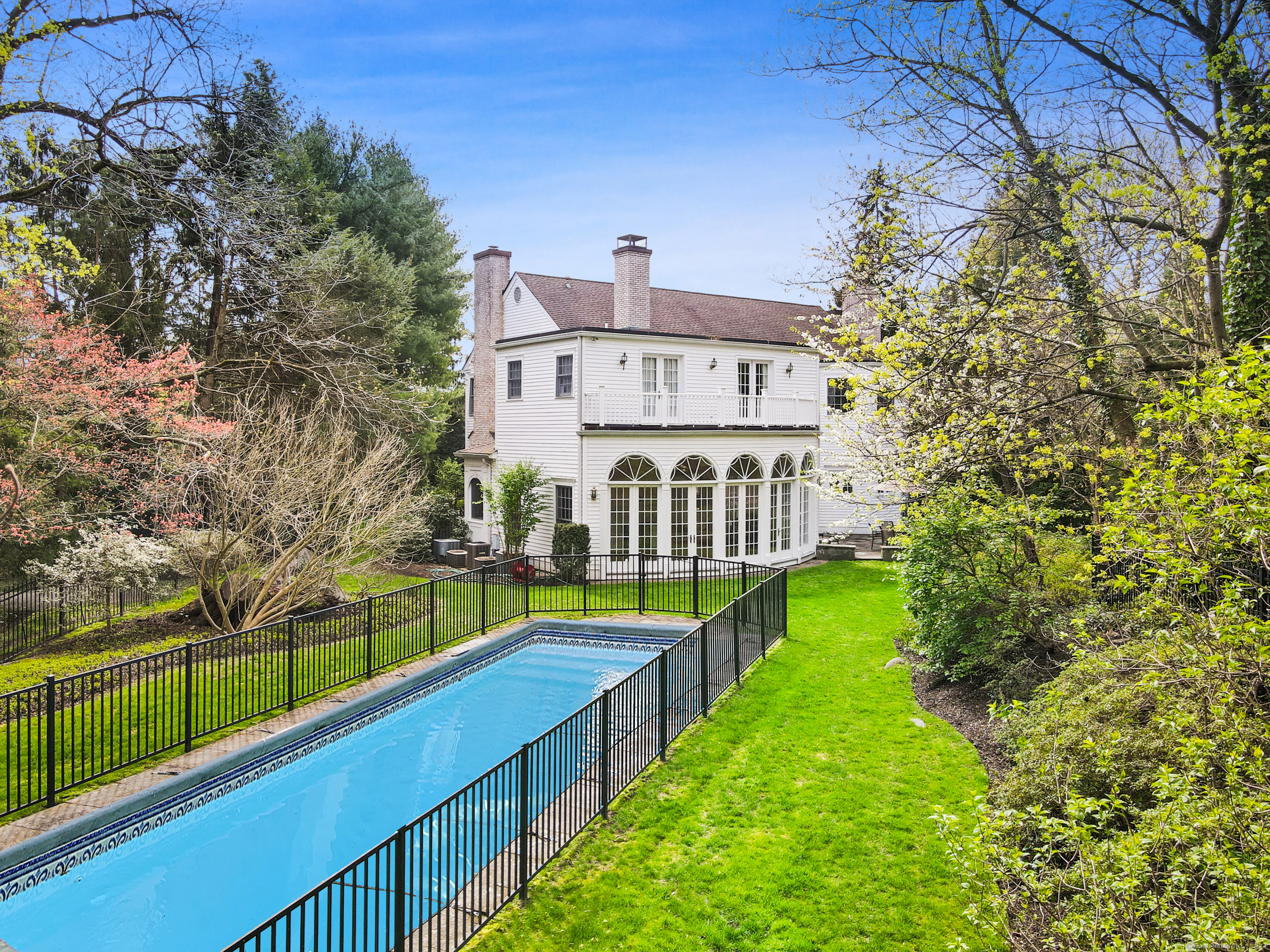 34 Edgewood Drive