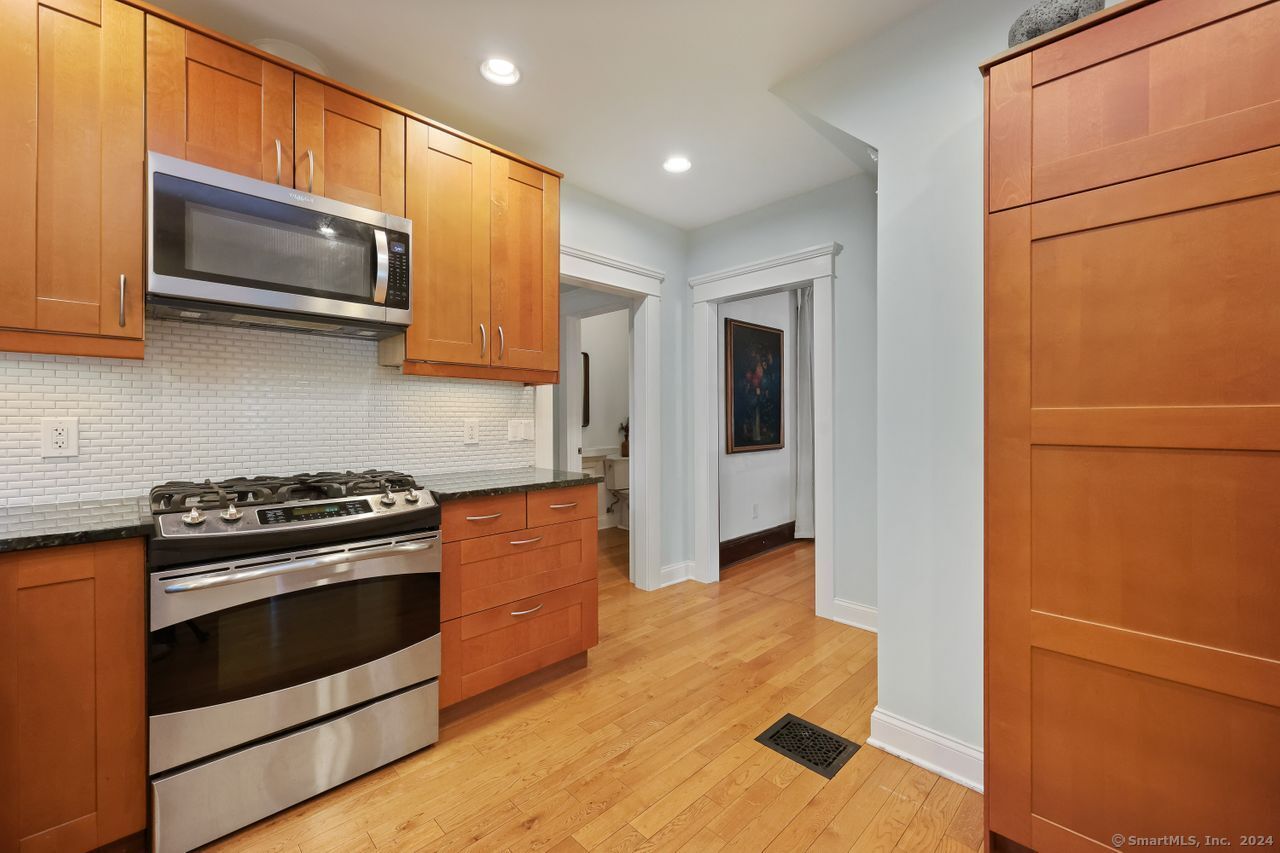 12 Union Avenue