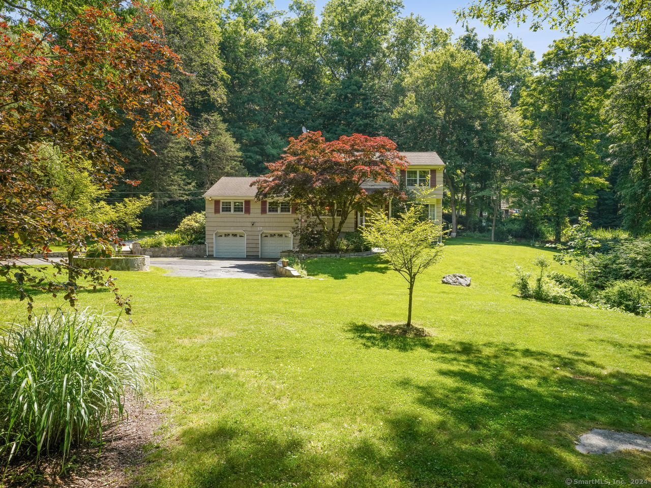 5 Mohackemo Drive