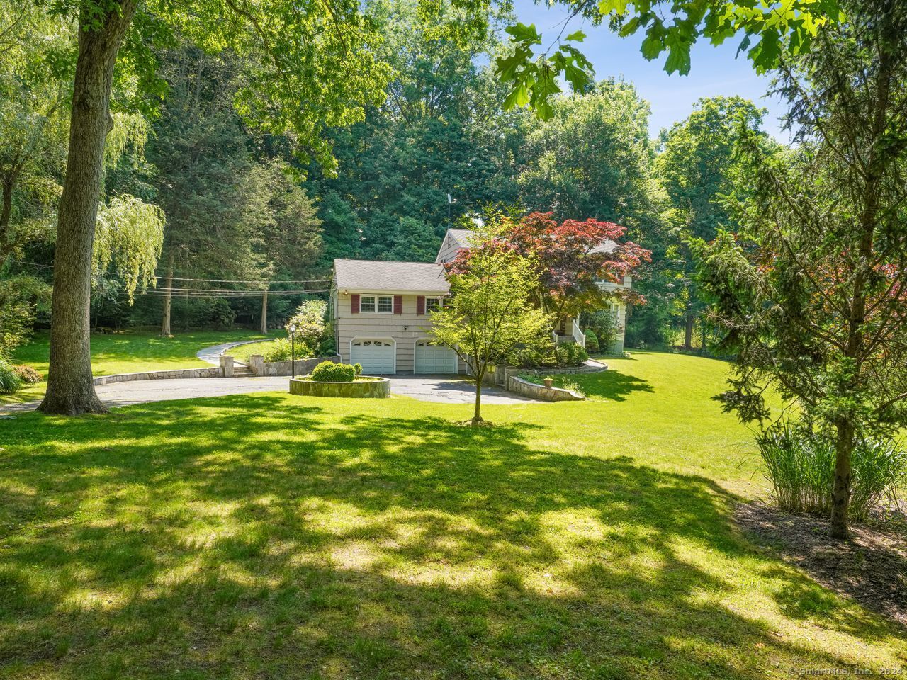 5 Mohackemo Drive