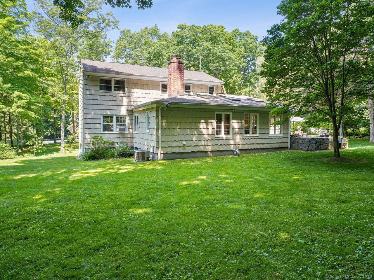 5 Mohackemo Drive