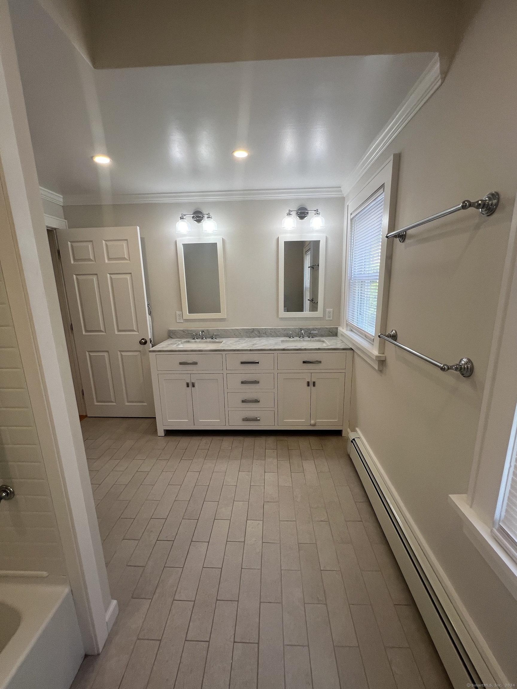 225 Hamilton Avenue 1