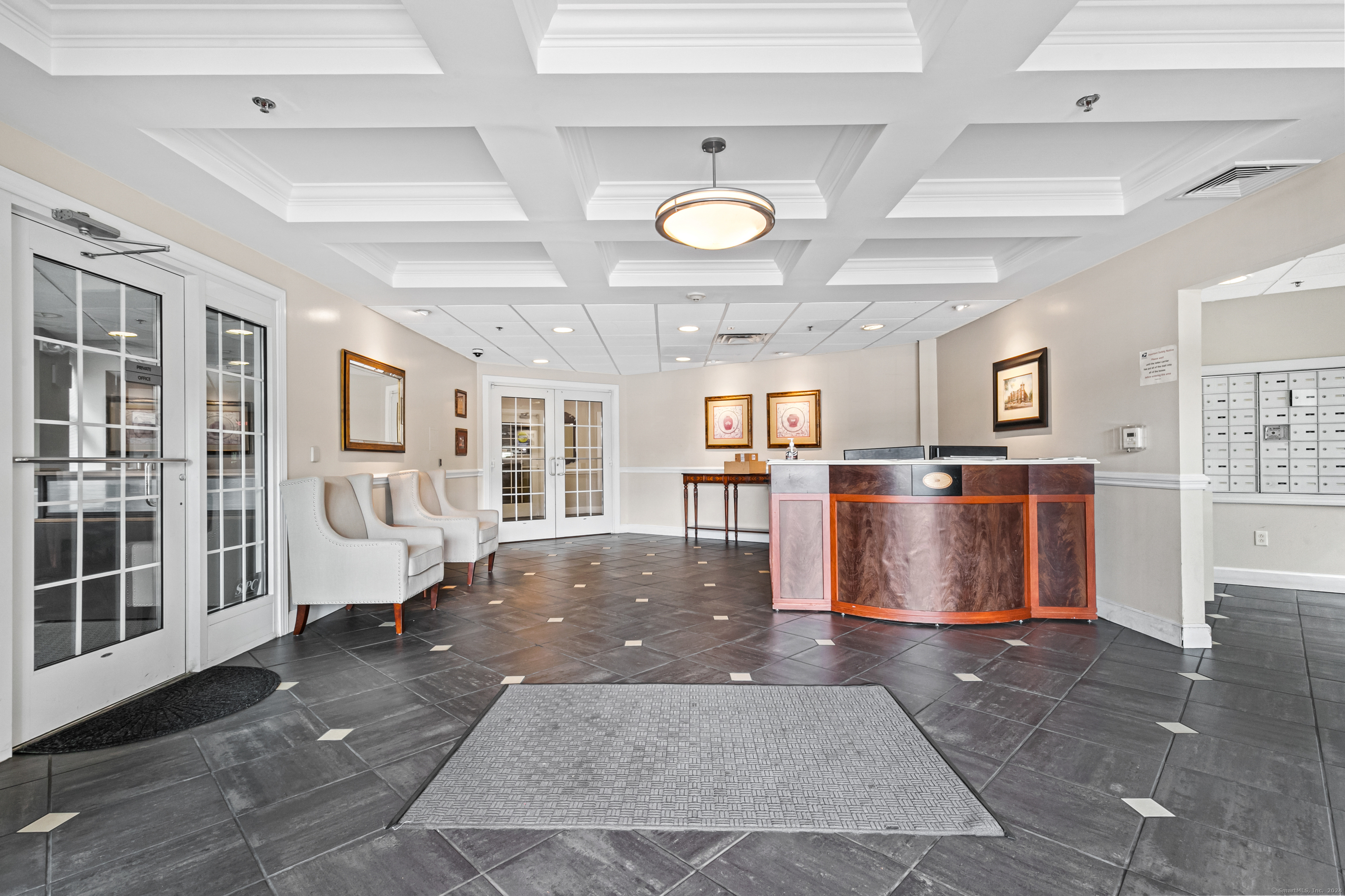 35 West Broad Street 225