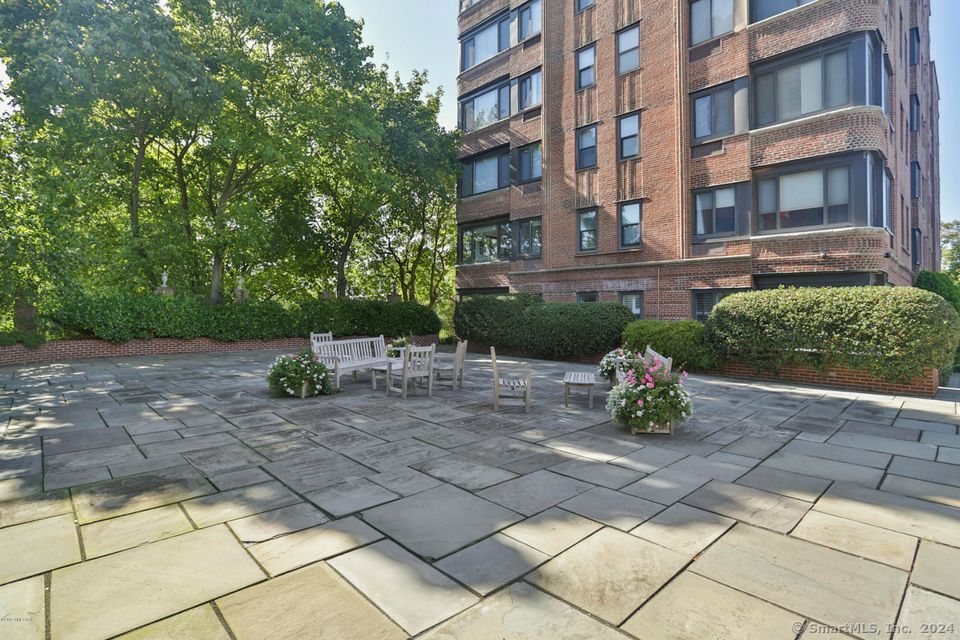 15 lafayette Court 1B