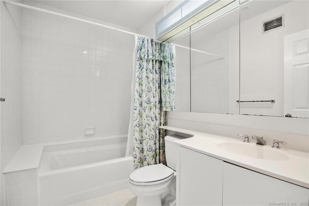 51 Forest Avenue APT 19