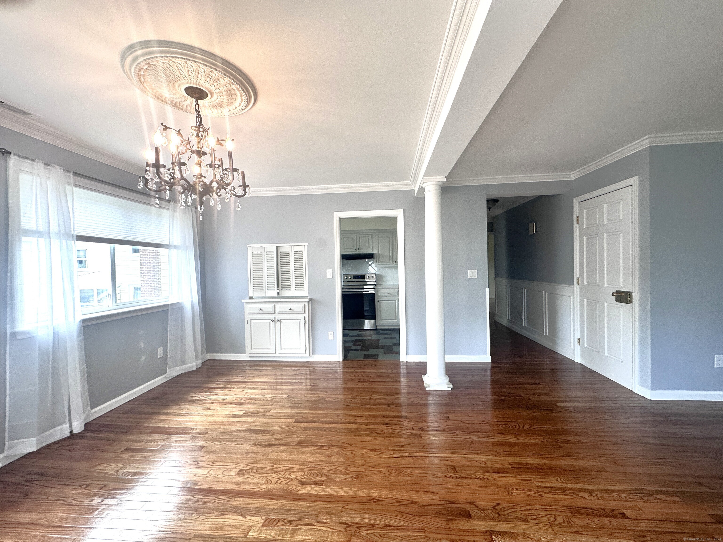 141 Davis Avenue 2