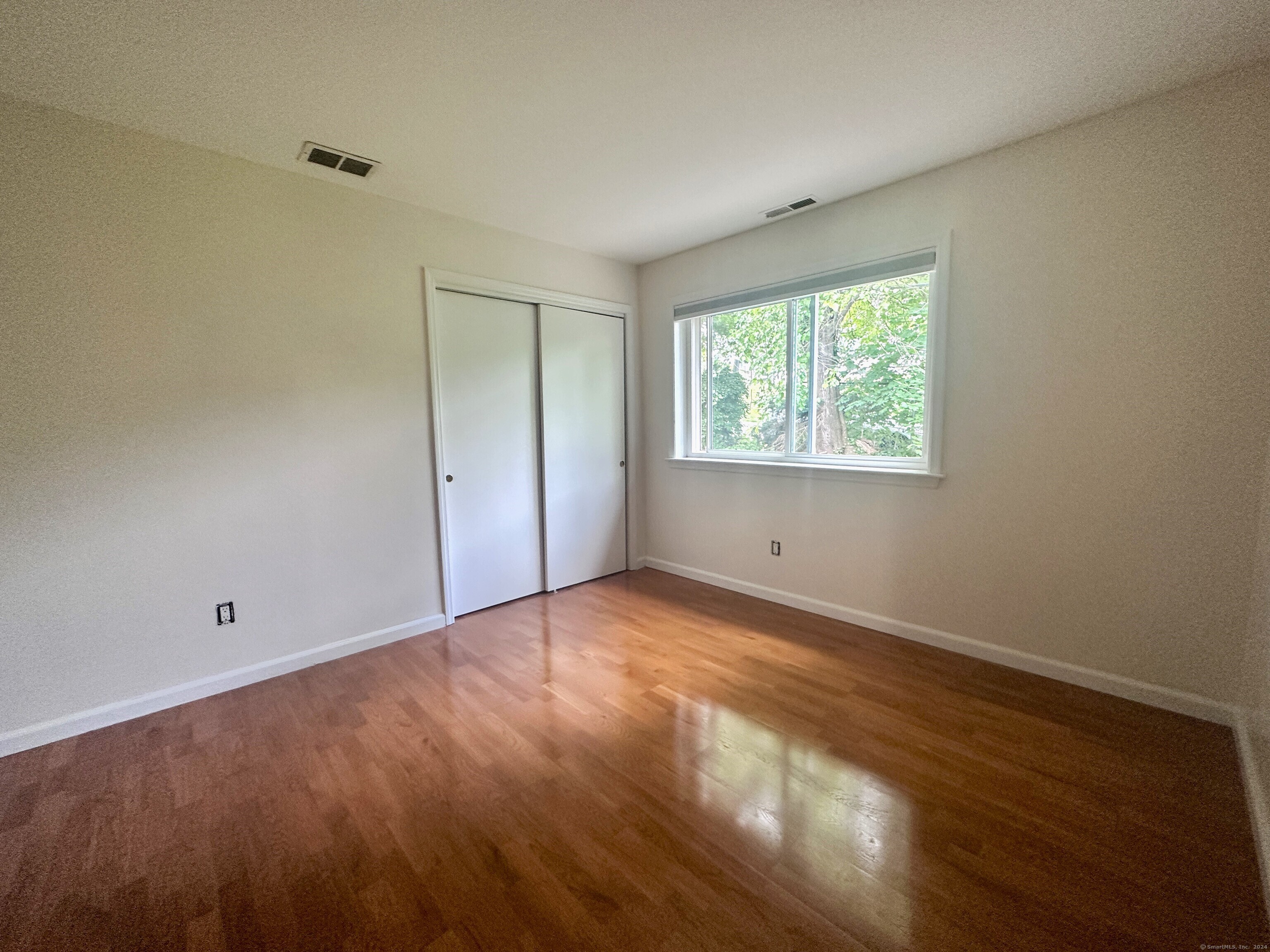 141 Davis Avenue 2
