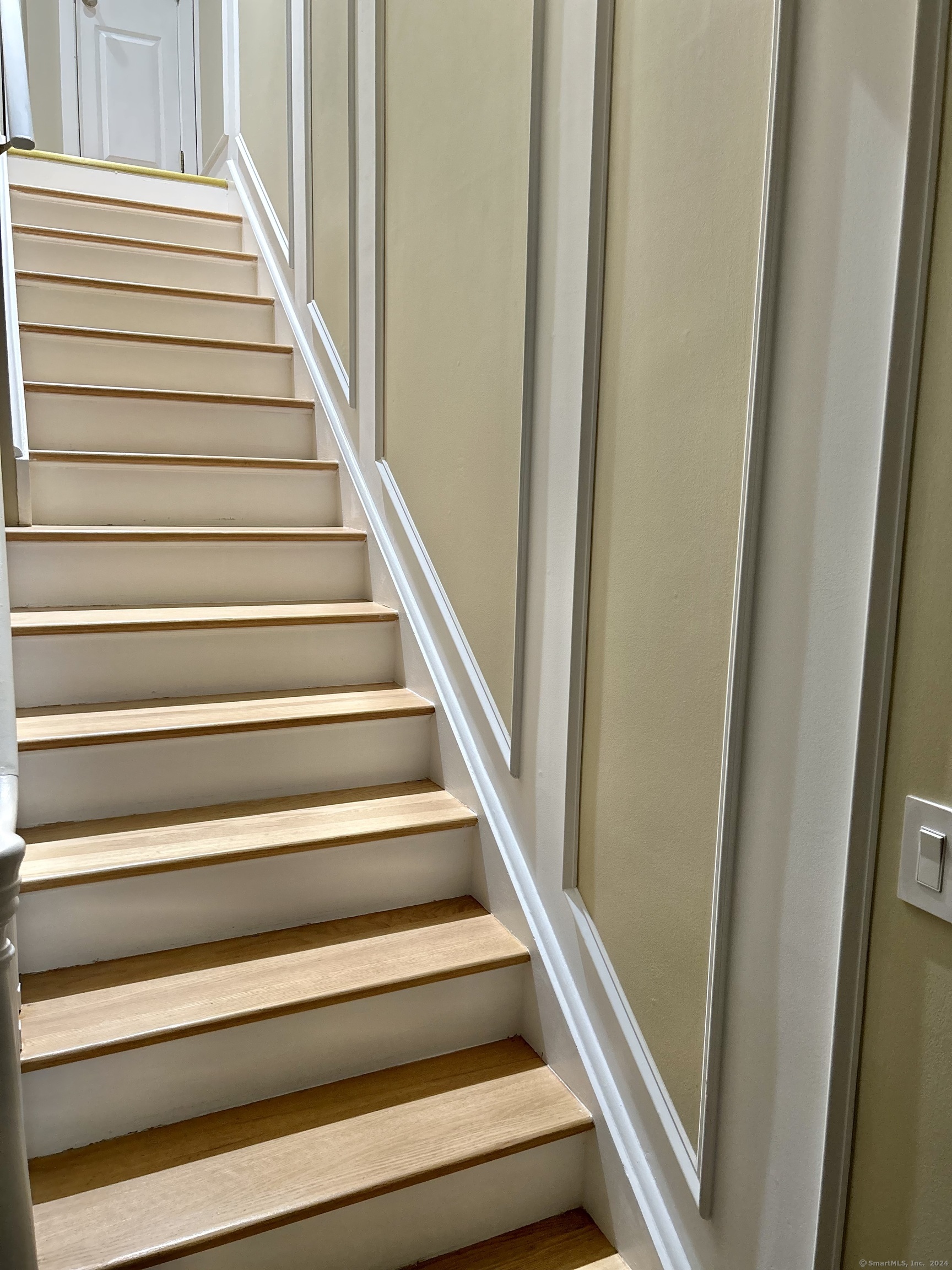 25 Cottage Street APT 204