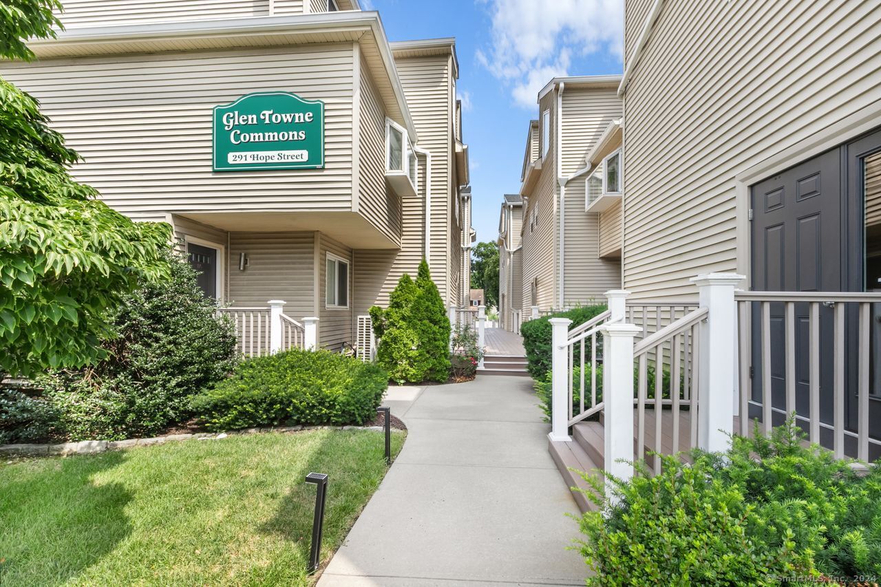291 Hope Street APT B3