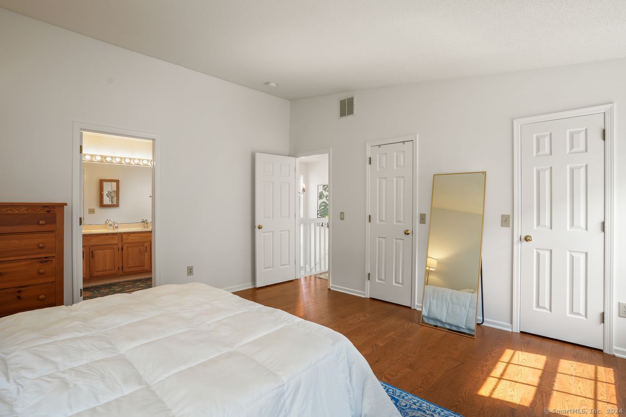 406 Foxboro Drive 406