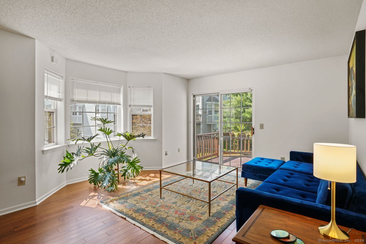 406 Foxboro Drive 406