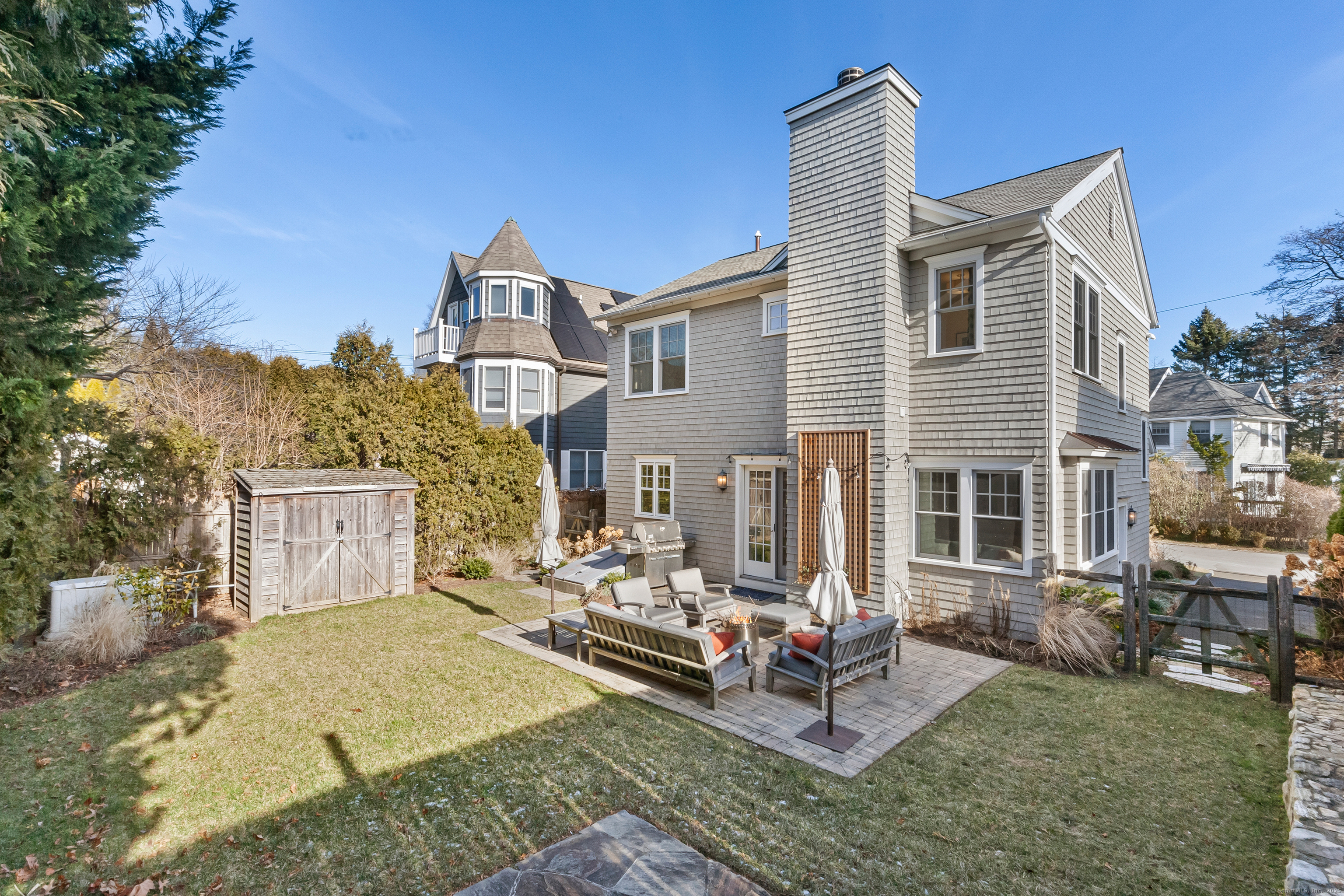 3 Fairfield Avenue