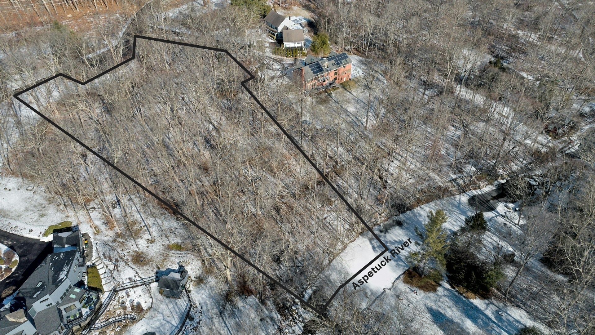 18 Hunt Lane
