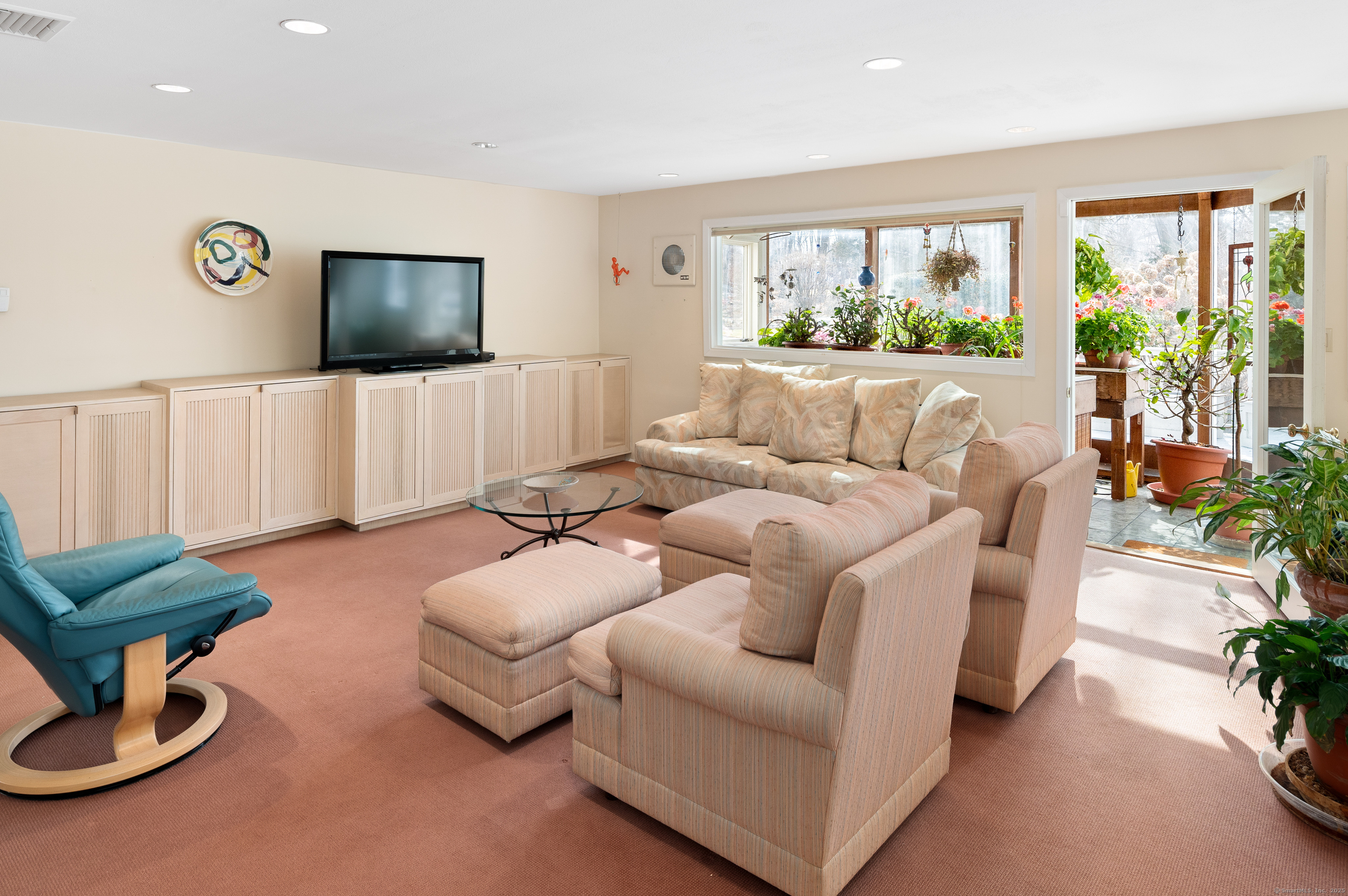 1 Red Oak Lane